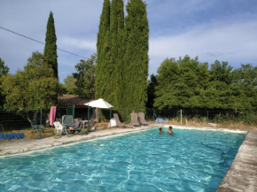 appartement 6 personnes, face à la vallée du Vidourle, piscine et tennis